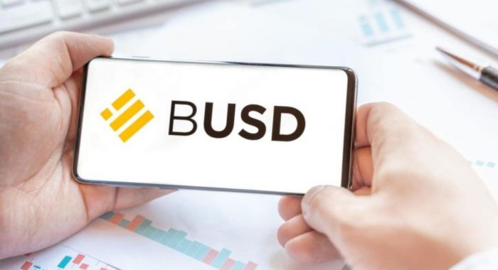 Стейблкоины Binance USD были обеспечены долларами неполностью