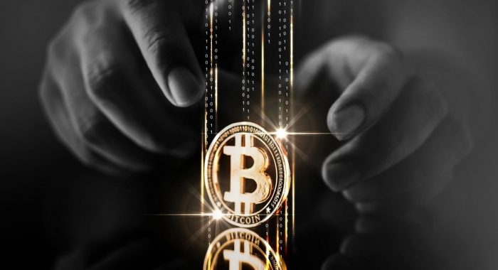 Третий золотой крест указывает на движение биткоина к новому рекорду?