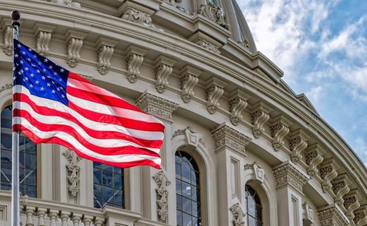 Конгресс США расследует инсайдерскую торговлю на Hyperliquid, Crypto.com и PredictIt