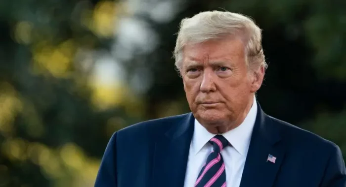 Трамп: китайский юань лишит доллар статуса мировой валюты №1