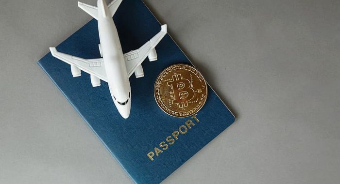 Посетив 40 стран, путешественник совершал оплаты только в биткоинах