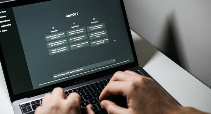 ChatGPT-5 выбрал две криптовалюты, которые превратят $100 в $1000 к 2026 году
