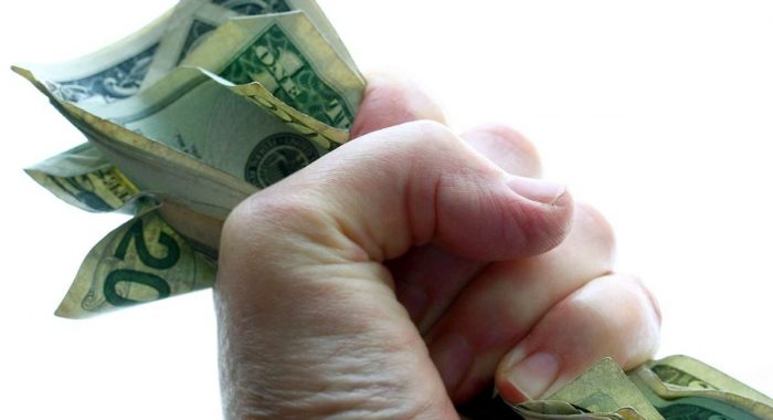 Интерес семейных офисов к криптовалютам упал, но выросло число инвесторов