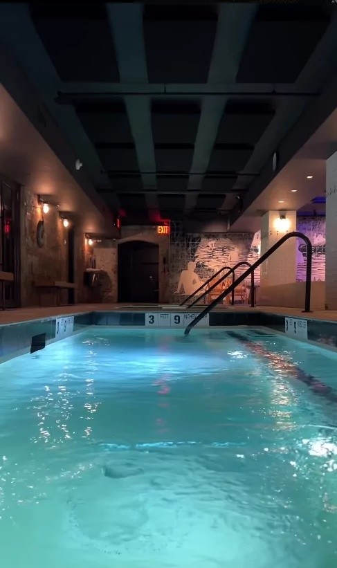 bathhouse.png