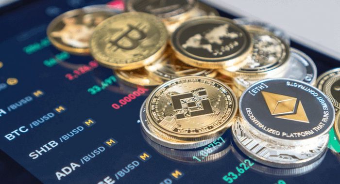 Альткоины близки к прорыву, поскольку доминирование BTC достигло критической отметки