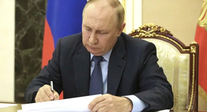 Президент РФ Владимир Путин подписал закон о цифровом рубле