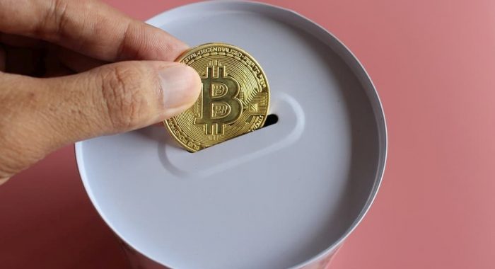 После роста биткоина выше $44000 88% адресов получили статус «прибыль»