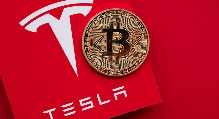 Tesla не продала ни одного биткоина, несмотря на большие убытки