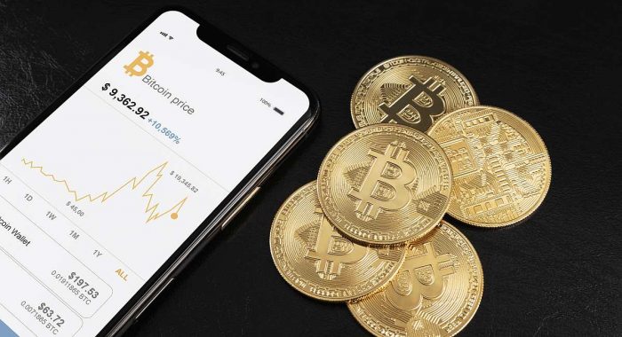 4 ноября в сети биткоина создали 700000 новых адресов. Что будет с ценой?
