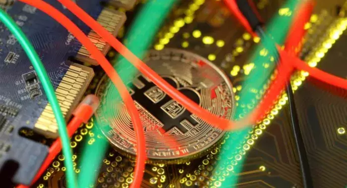Мощность сети биткоина превысила четыре экзахеша в секунду
