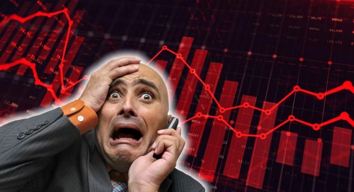 Поддавшиеся панике трейдеры продали в убыток биткоины на $1,7 млрд