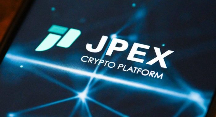 На рекламировавших криптобиржу JPEX людей объявили охоту