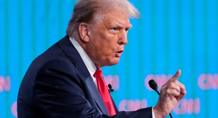 Шифф предположил, почему Трамп не упомянул криптовалюты в послании