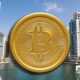 Воспользовавшись падением, банк из ОАЭ купил биткоины на 120 млн евро