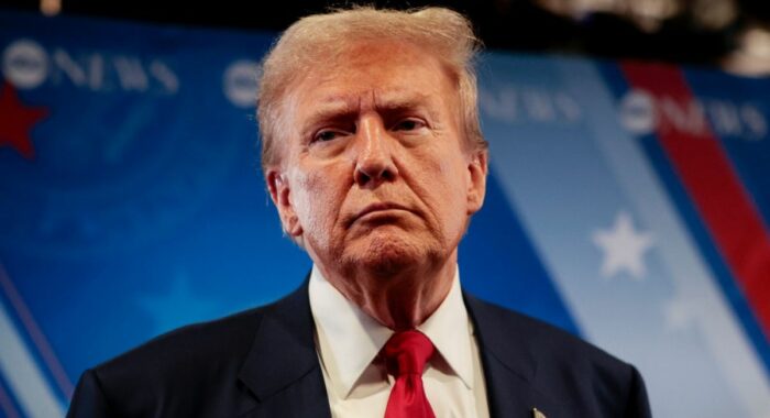 Биржу Binance заподозрили в подкупе ненасытного Дональда Трампа