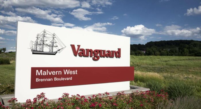 Управляющий $12 трлн Vanguard ищет руководителя отдела цифровых активов