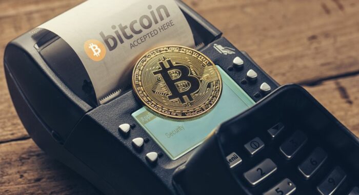 Компания Nakamoto продала 600 биткоинов для погашения долга перед Kraken
