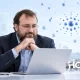 Хоскинсон создаёт новый язык для Cardano на фоне слабой DeFi-активности сети